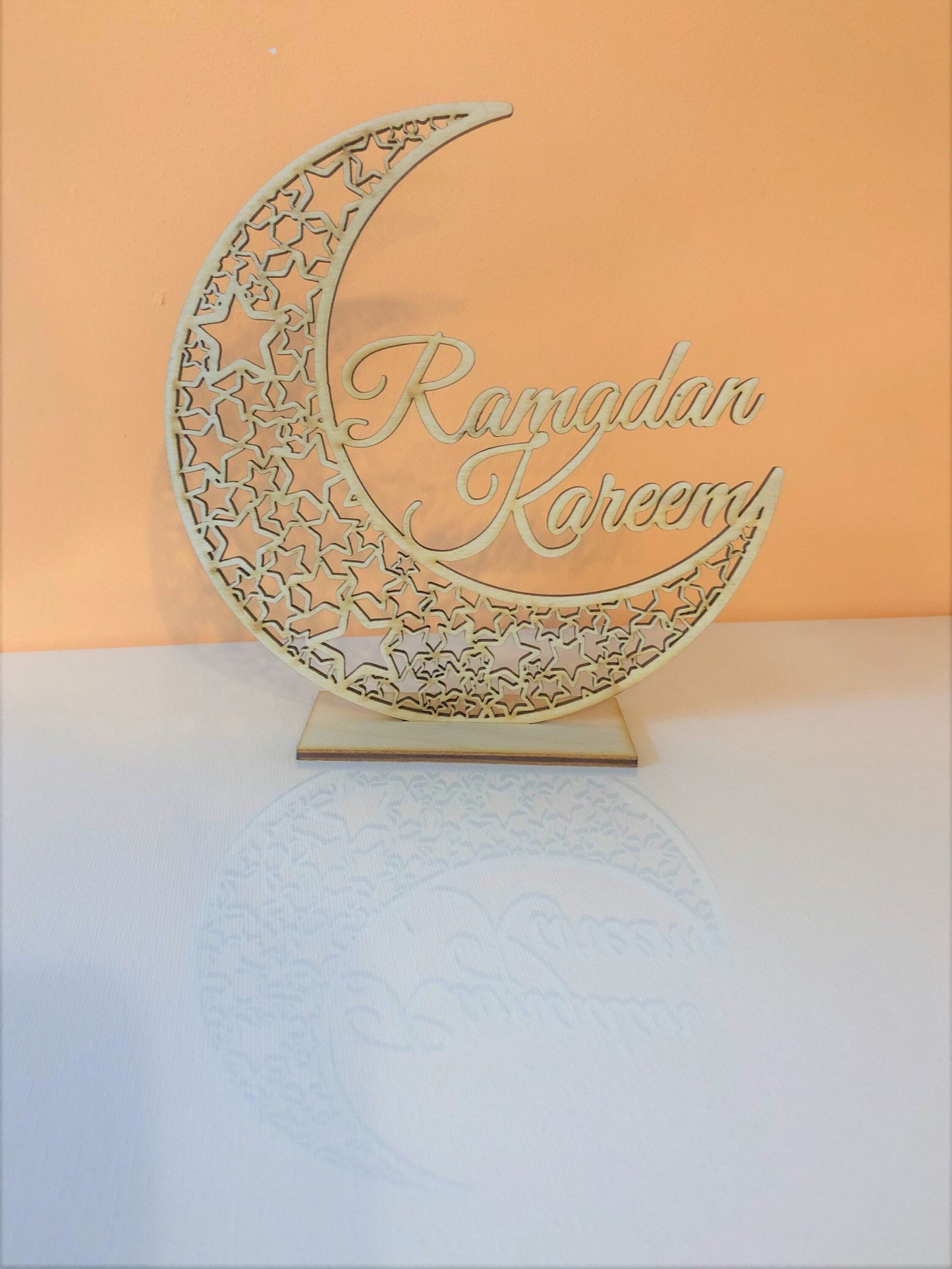 Ramadan Mubarak Kareem sign